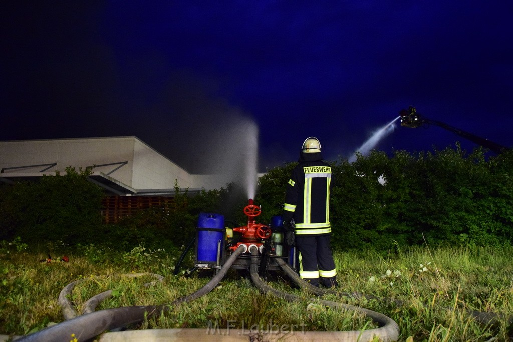 Grossbrand Halle Troisdorf Kriegsdorf Junkersring P493.JPG - Miklos Laubert